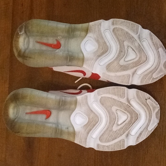 NIKE - Picture 4 of 6